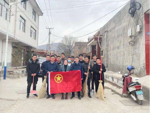 MK体育·（国际）官方网站-mksports
团委开展“学雷锋义务清扫活动”(图3)
