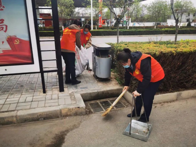 MK体育·（国际）官方网站-mksports
赴包抓共建村社开展卫生清扫志愿服务活动(图5)